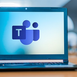 Online sastanak sa studentima Odjela