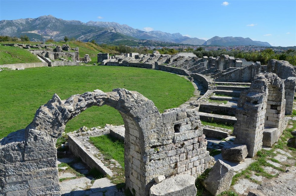 TRAŽI SE STUDENT/ICA  ZA POSAO TURISTIČKOG INFORMATORA