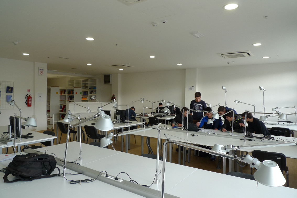 Knjiznica_galerija-2